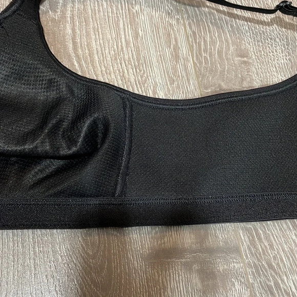 Playtex 18 Hour Back Smoother with Comfort Strap Full Coverage Bra Black 36B - Picture 14 of 14